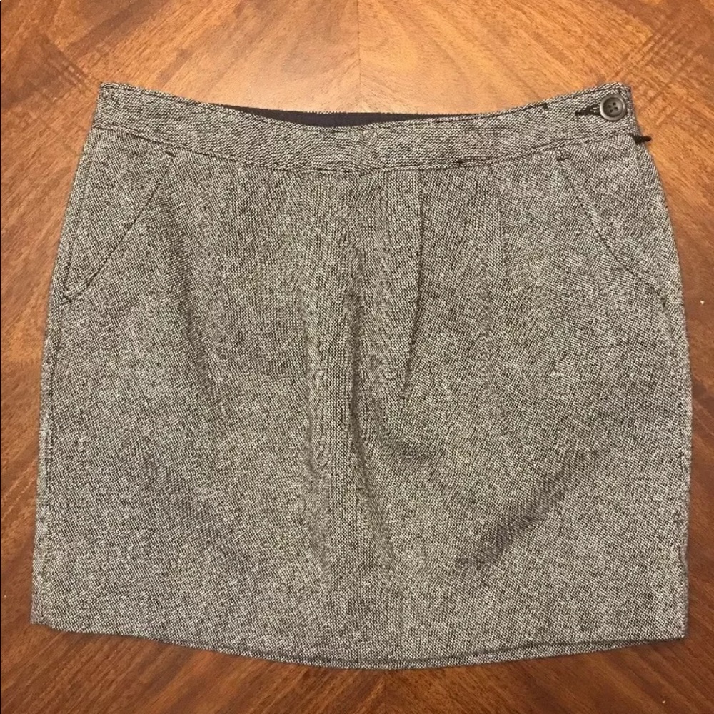 Old Navy twill mini skirt size 2